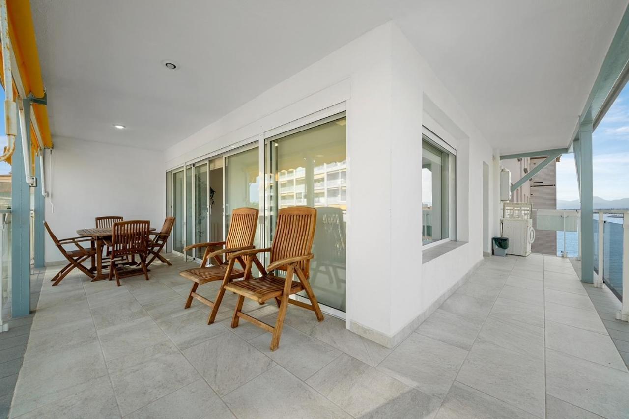 Magnificant Apartment Salou First Line Экстерьер фото
